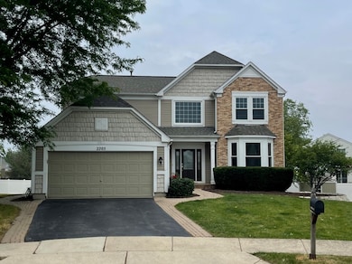 2205 Clipper Ct, Elgin, IL 60123 - photo 3