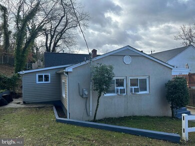 5319 Cumberland St, Capitol Heights, MD 20743 - photo 7