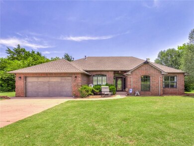 Main Home 4 beds 3 baths PLUS Office