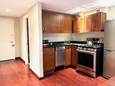 211 Thompson St unit 5C, New York, NY 10012 - photo 3