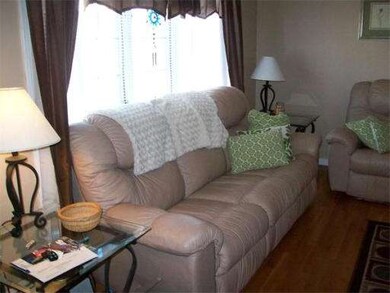 27 Hourihan St, Peabody, MA 01960 - photo 3