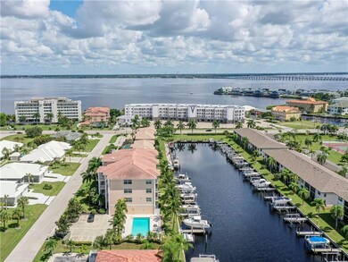 222 Lewis Cir unit 122, Punta Gorda, FL 33950 - photo 6