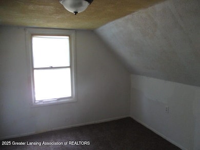 4004 Lowcroft Ave, Lansing, MI 48910 - photo 7