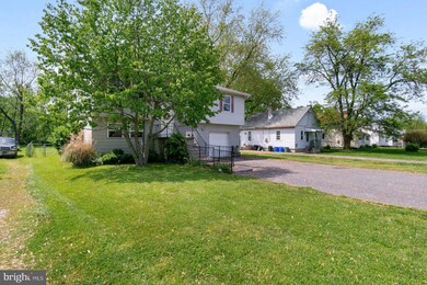 2432 Lodge Farm Rd, Sparrows Point, MD 21219 - photo 2