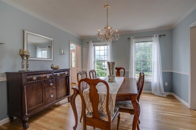 46 Buckingham Dr, Londonderry, NH 03053 - photo 3