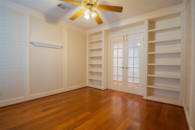 13723 Pebblebrook Dr, Houston, TX 77079 - photo 6