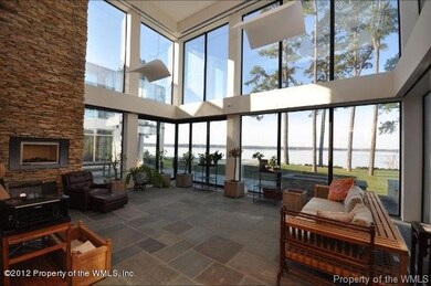 panoramic water views
