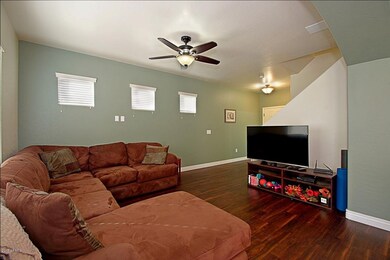 Living room 2