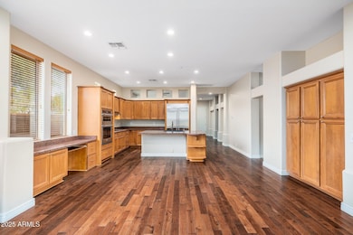 20526 N 94th Pl - 01