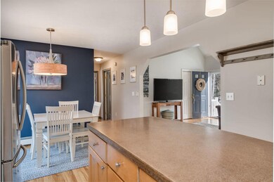 Eat In Kitchen