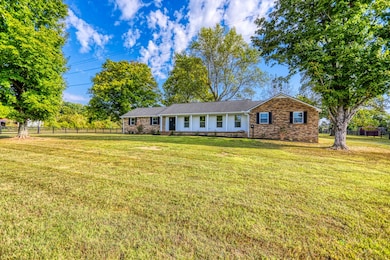 2450 Highway 25, Cottontown, TN 37048 - photo 5