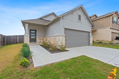 202 Lime St, Mustang Ridge, TX 78610 - photo 2