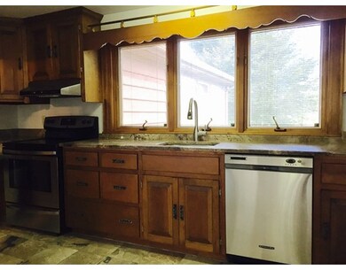 142 Hadley Rd, Sunderland, MA 01375 - photo 5