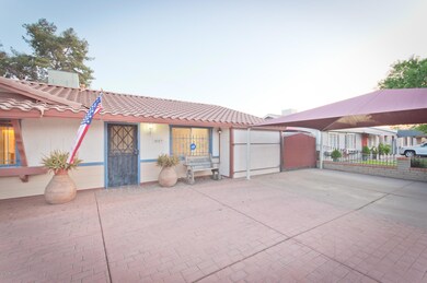 5523 W Berkeley Rd, Phoenix, AZ 85035 - photo 4