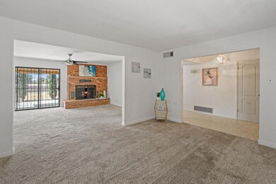 17007 Carson Dr, Horizon City, TX 79928 - photo 7