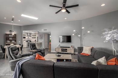 17401 N 105th Ave, Sun City, AZ 85373 - photo 7