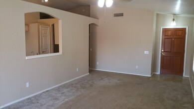 Living Room (4)