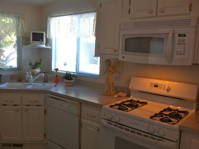 Bright Kitchen