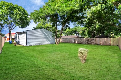 2004 Avenue C, Rosenberg, TX 77471 - photo 7