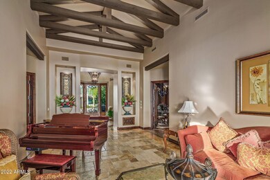 9-web-or-mls-Living Room