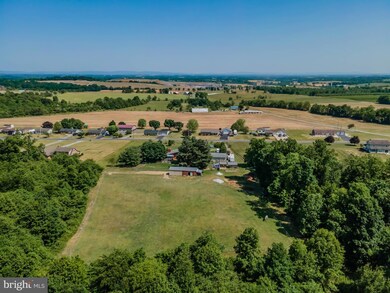 1007 Apple Way, Saint Thomas, PA 17252 - photo 7