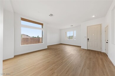 Dining Room/Entry