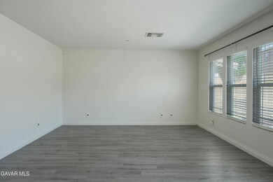 Julios Rental 12-2
