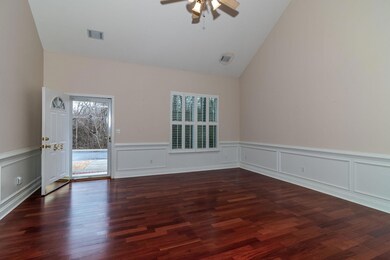 5-web-or-mls-548 LANIERS WAY (c)-8696