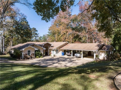 558 Lee Road 367, Valley, AL 36854 - photo 2