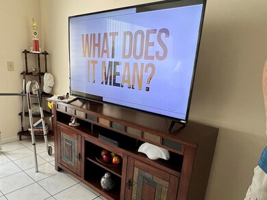 395 Windsor Q unit 395, West Palm Beach, FL 33417 - photo 6