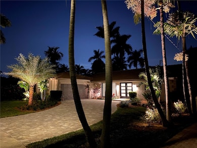 1339 Jefferson St, Hollywood, FL 33019 - photo 2