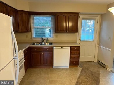 1609 Mount Aetna Rd, Hagerstown, MD 21742 - photo 3