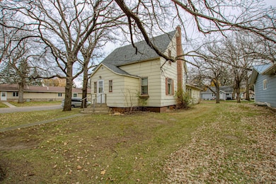 1101 Jefferson St, Alexandria, MN 56308 - photo 3