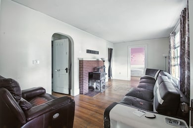 42 Godfrey St, Groton, CT 06340 - photo 3