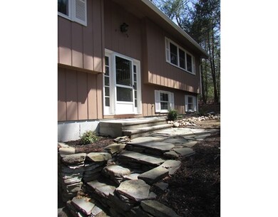 14 Ash Ln, Amherst, MA 01002 - photo 4