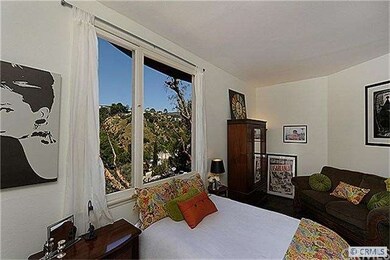 look at the view..you feel like you are sleeping u