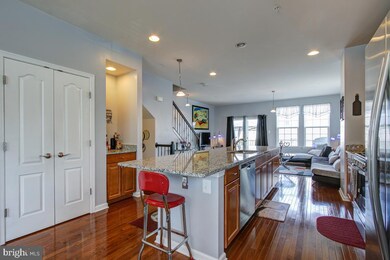 18451 Mateny Rd, Germantown, MD 20874 - photo 4