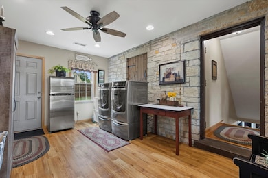 Mudroom/Laundry
