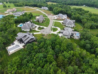 8420 W 175th St, Overland Park, KS 66221 - photo 4