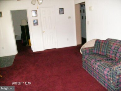 105 W Milby St, Harrington, DE 19952 - photo 5