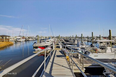 100 Spencer-Farlow Dr unit D-52, Carolina Beach, NC 28428 - photo 3