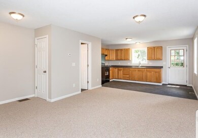53 Allendale St unit 1, Springfield, MA 01107 - photo 5