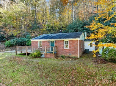 456 Rector Corner Rd, Marshall, NC 28753 - photo 5