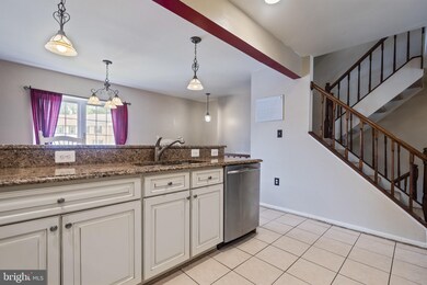 3310 Stone Heather Ct, Herndon, VA 20171 - photo 6