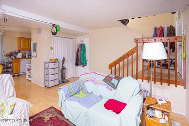 07-Living IMG_2310JWK