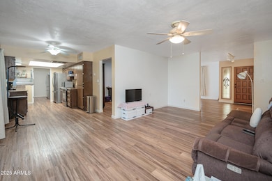 4915 W Larkspur Dr, Glendale, AZ 85304 - photo 4