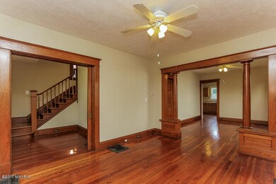 003-Living_Room-1929529-small