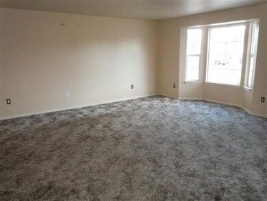 811 E Hawaii Ave, Nampa, ID 83686 - photo 6