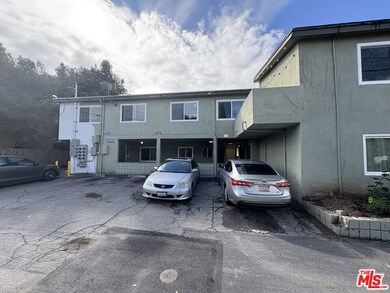 836 Ashland Ave, Santa Monica, CA 90405 - photo 4