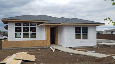 4030 SW Badger Ave, Redmond, OR 97756 - photo 2